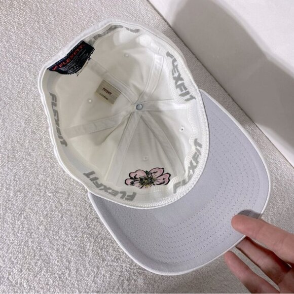 5/$25 Wild Rose Academy White Flex Fit Embroidered Rose Ball Cap HatL/XL - Picture 7 of 11